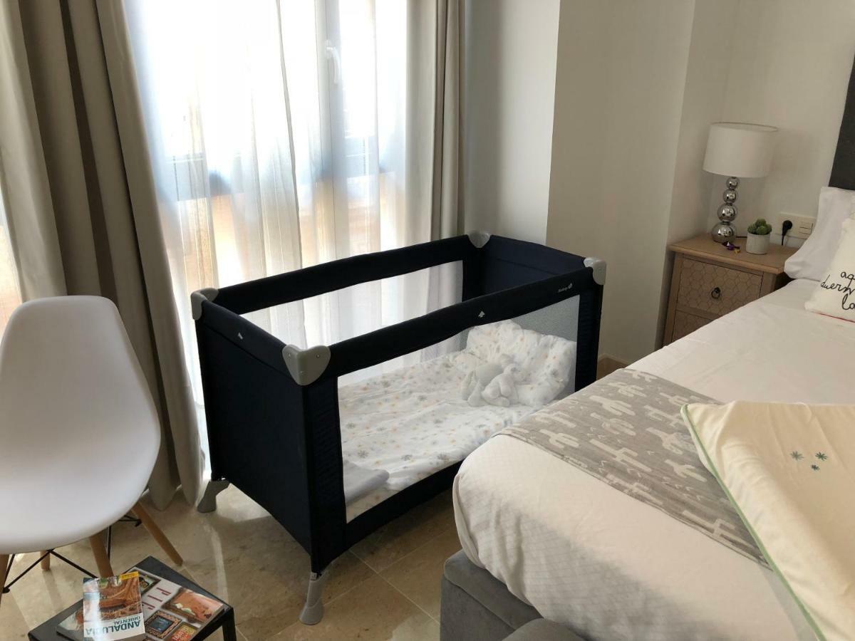 Ancha Del Carmen Ave Centro Madmar Lujo New Zambrano Malaga